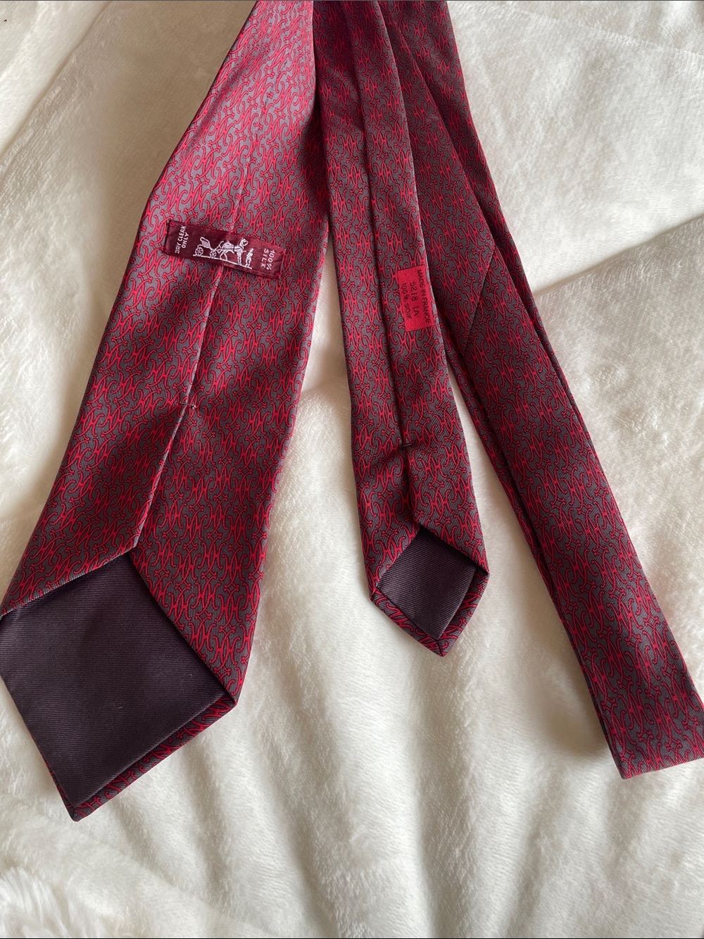 Auth.Hermes Paris France 100% Silk Red Grey H Patterned Silk Tie Rare - Picture 6 of 9
